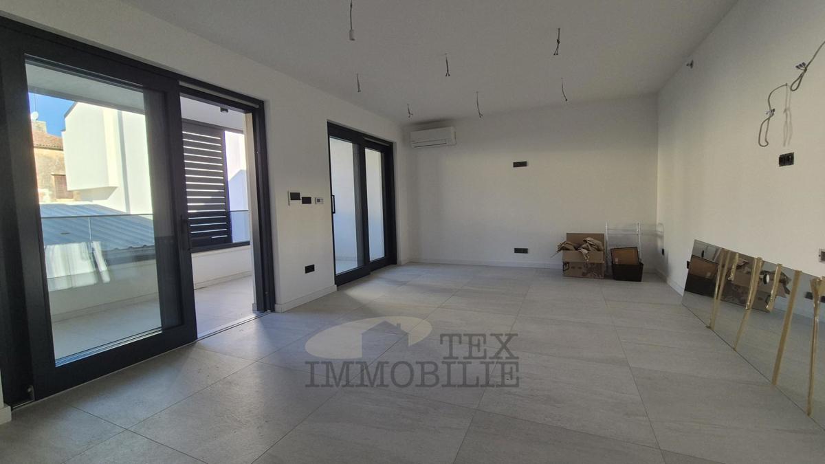 Moderni novi apartmaji v Poreču