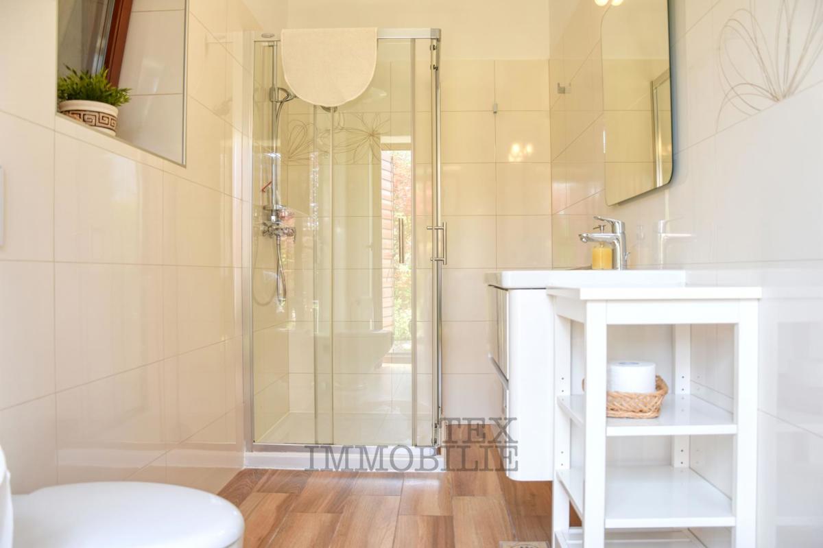 Kamnita vila z bazenom v mirnem delu Istre – 240 m²