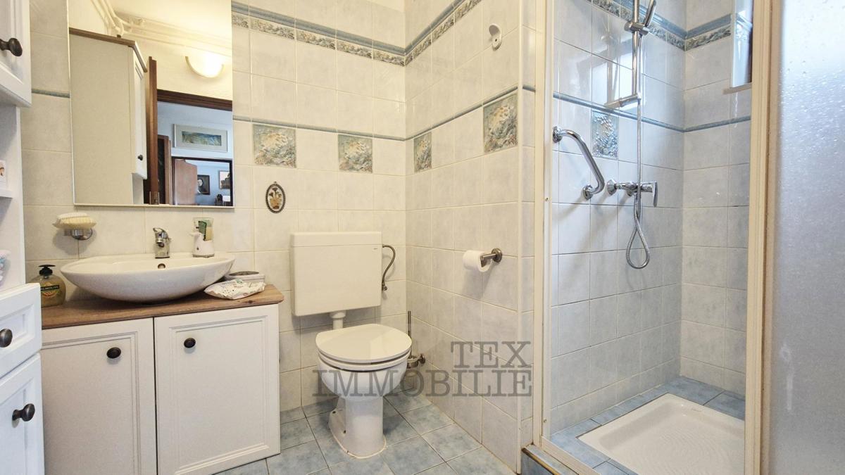 Prostorna družinska hiša 6 km od Poreča