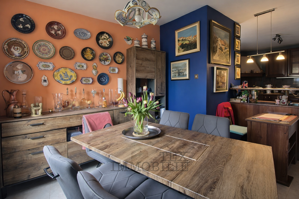 Prostorna družinska hiša 6 km od Poreča