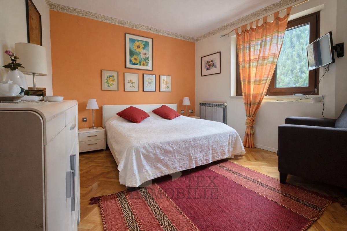 Prostorna družinska hiša 6 km od Poreča