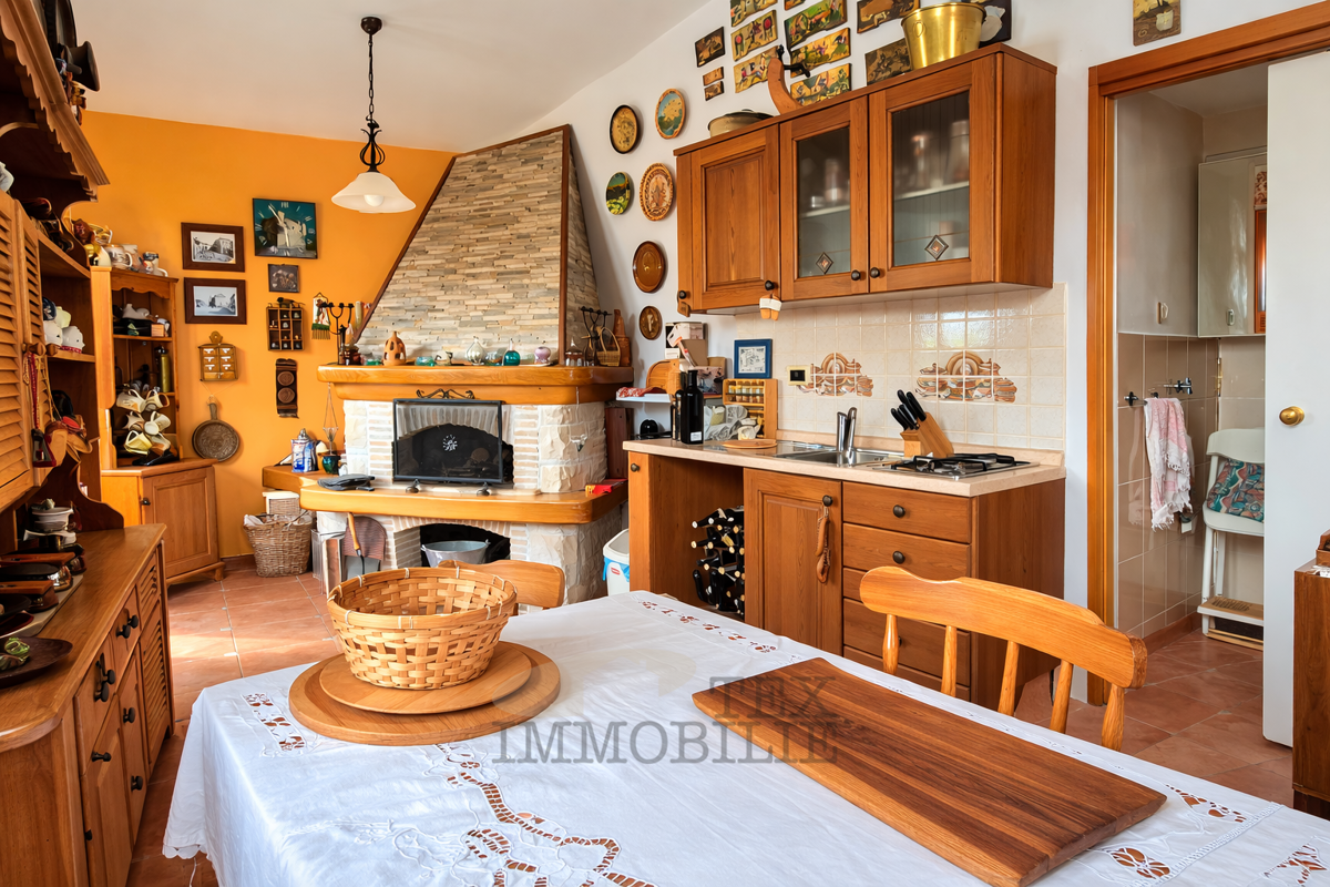 Prostorna družinska hiša 6 km od Poreča