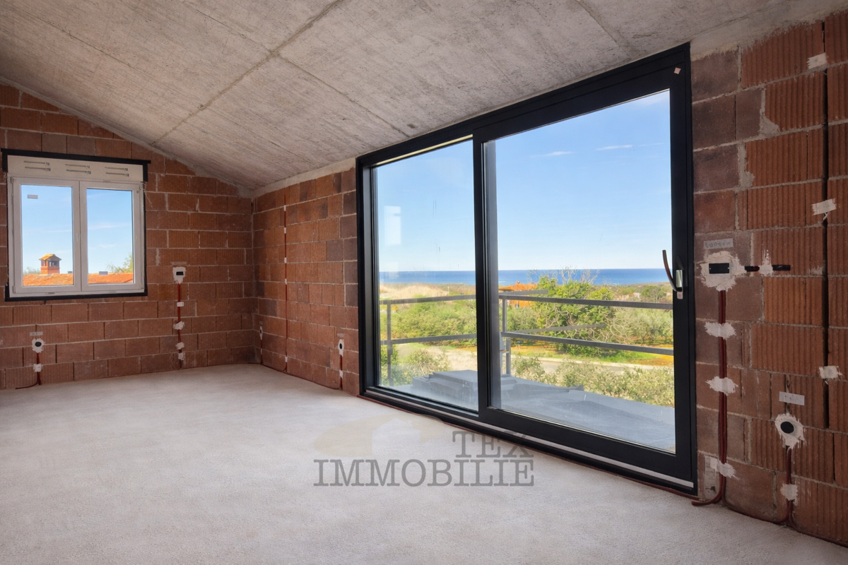 Stanovanje s pogledom na morje v okolici Poreča – 80,62 m²