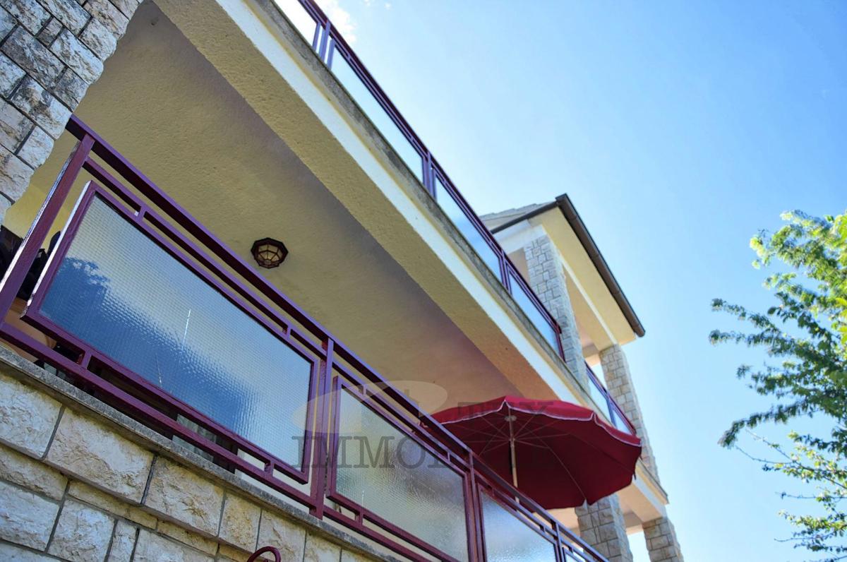 Hiša Poreč, 300m2