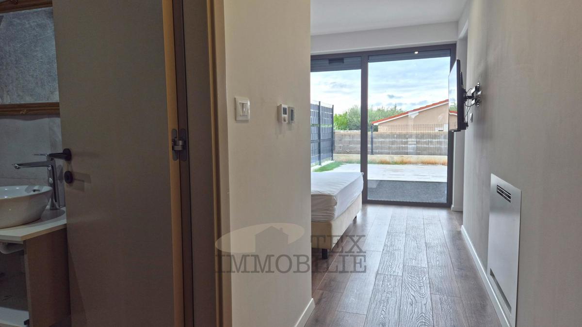 Poreč - Apartma z bazenom in tremi spalnicami