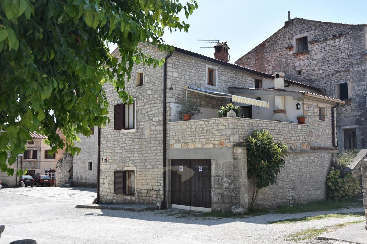 Kamnita hiša 14 km od Poreča