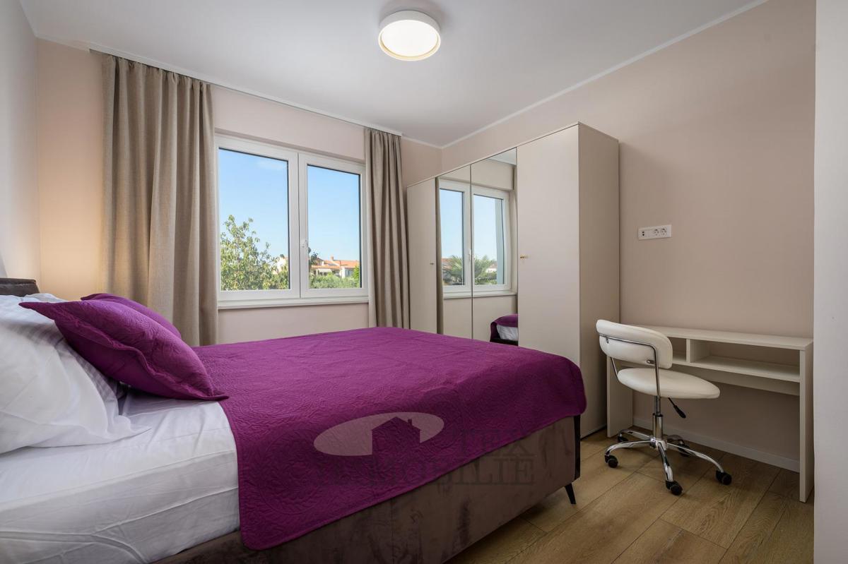 Novogradnja - trisobno stanovanje v Poreču