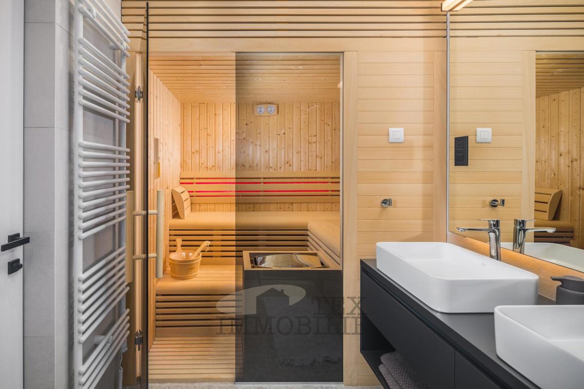 Edinstvena vila, ki pleni pozornost s svojim modernim dizajnom in subtilno eleganco