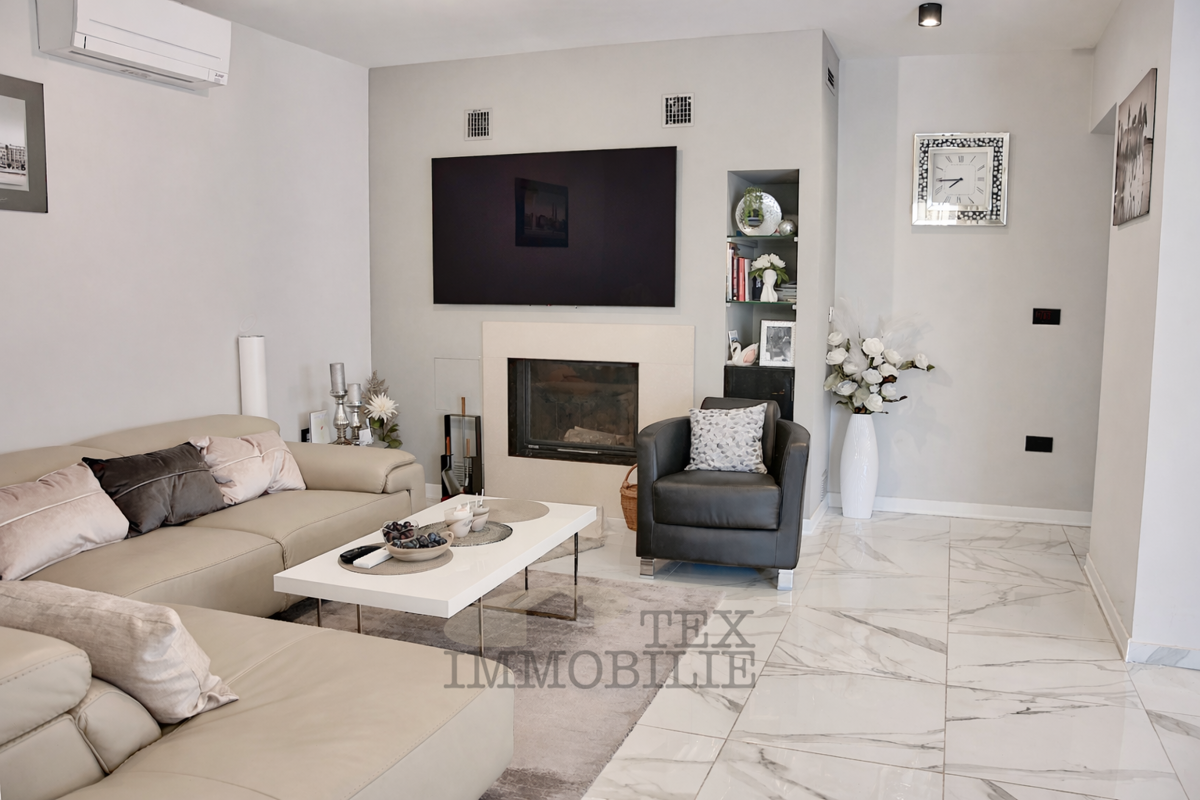 Novo luksuzno stanovanje v centru Poreča , 102 m2