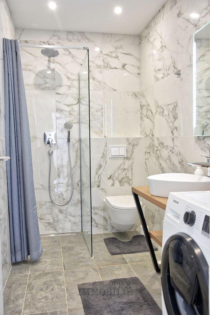 Luksuzno stanovanje s pogledom na morje, 122 m2