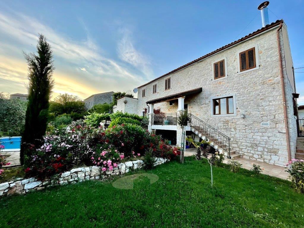 Hiša Poreč, 260m2