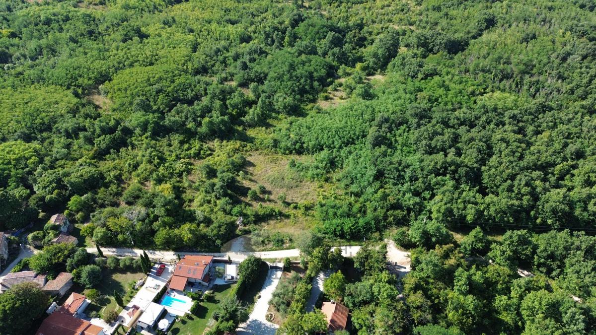 Poreč – Gradbeno in kmetijsko zemljišče, 28.700 m²