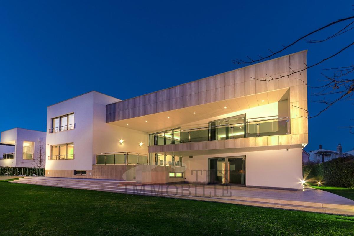 Ekskluzivna luksuzna vila v Poreču