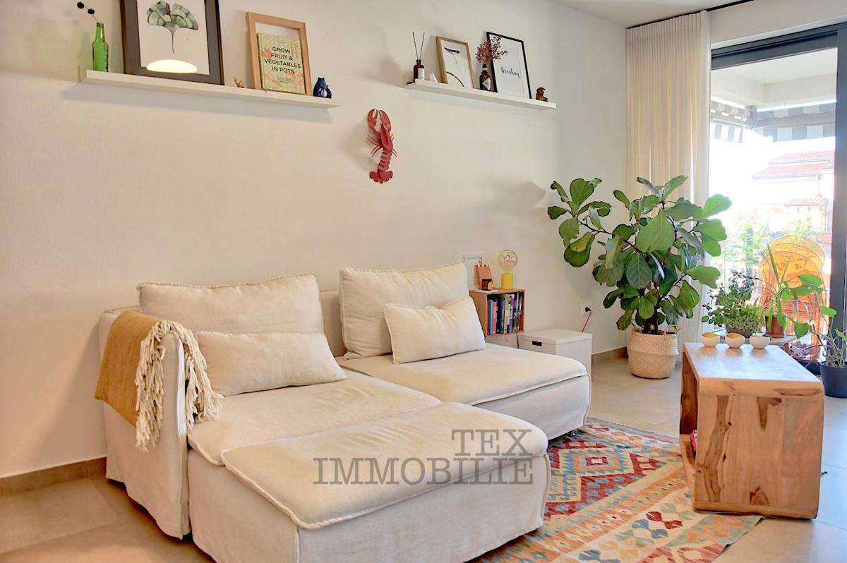 Poreč – Moderno stanovanje, oddaljeno 900 m od morja