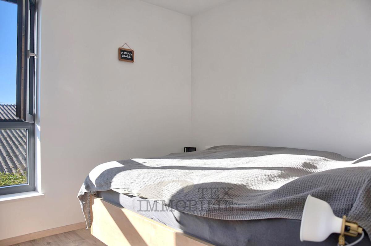 Poreč – Moderno stanovanje, oddaljeno 900 m od morja