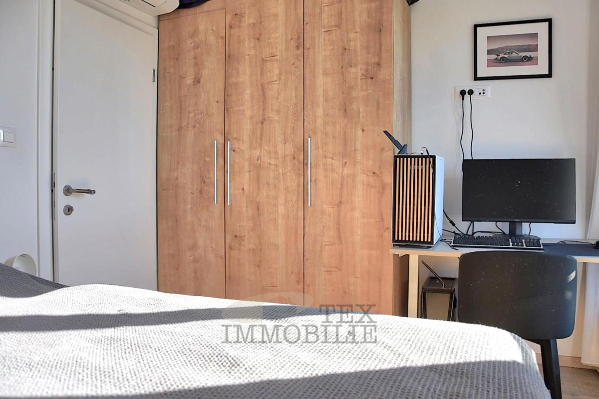 Poreč – Moderno stanovanje, oddaljeno 900 m od morja