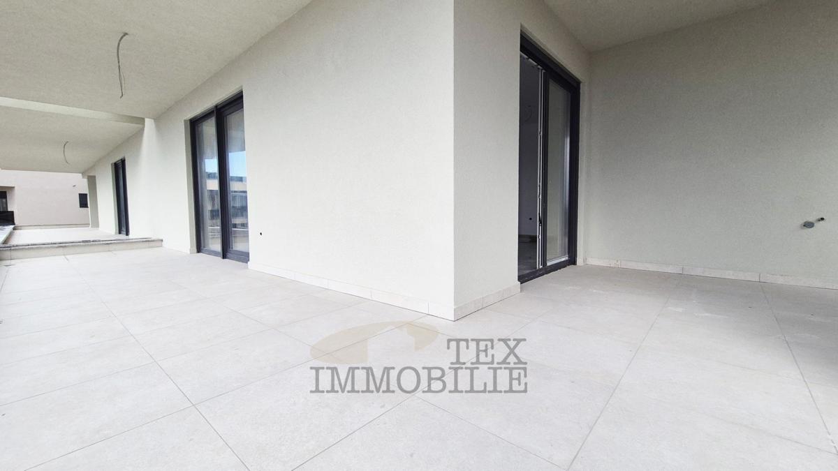 Poreč okolica – Penthouse v novogradnji s tremi spalnicami