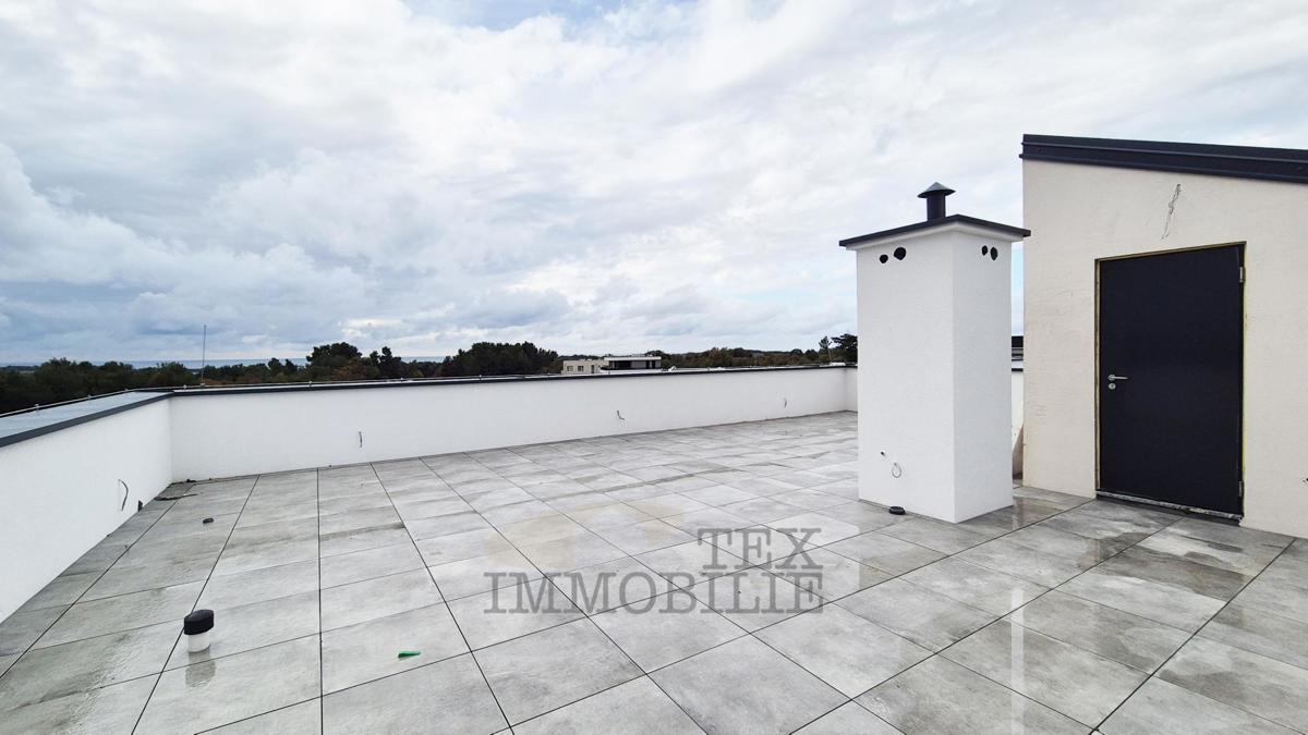 Poreč okolica – Penthouse v novogradnji s tremi spalnicami