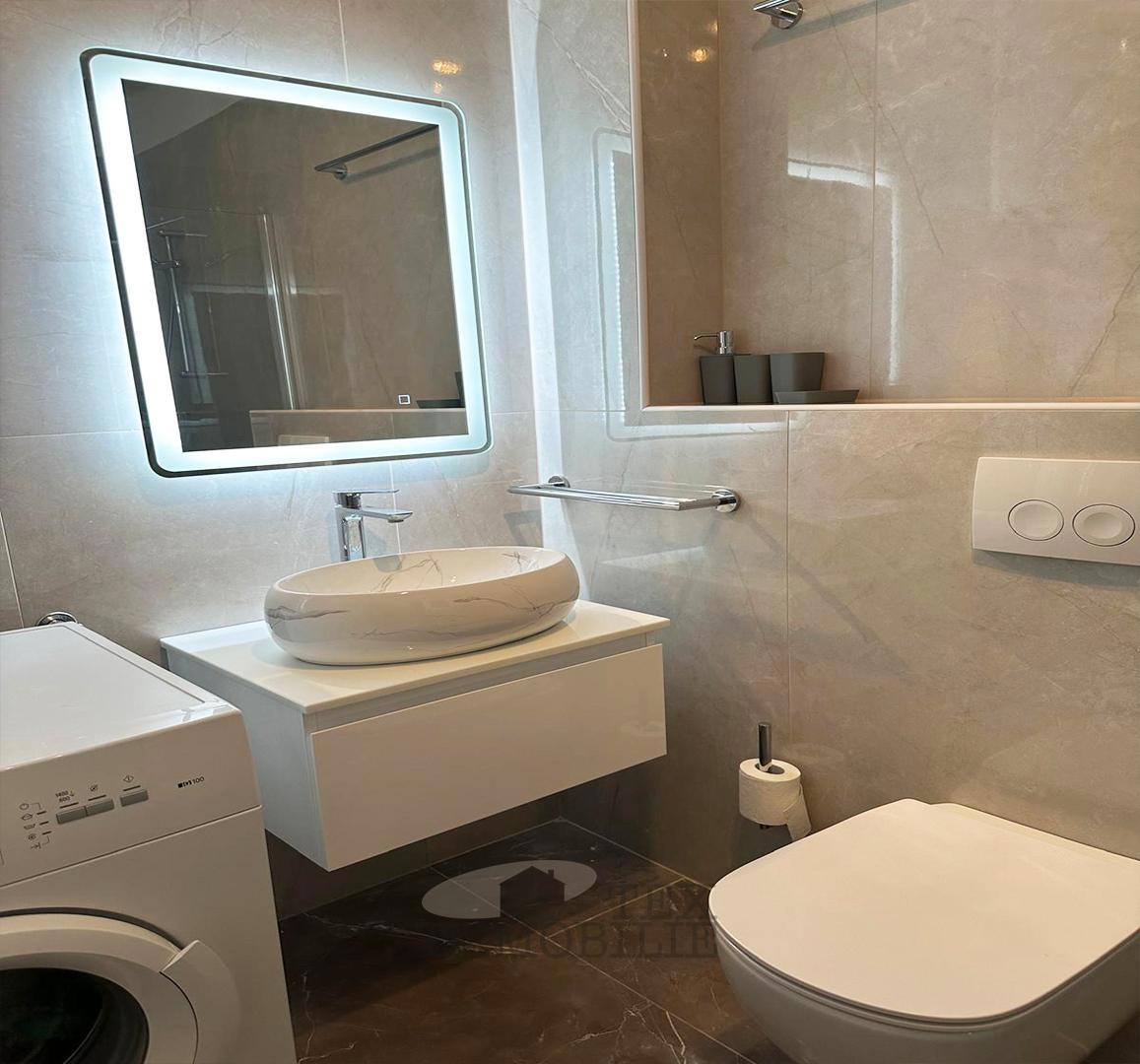 Poreč – Lepo prenovljeno stanovanje na mirni lokaciji, 2,5 km od centra in morja