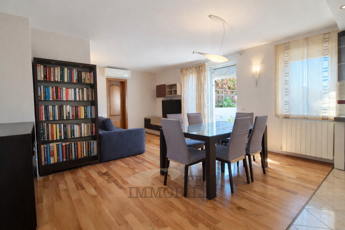 Čudovito stanovanje v Poreču, le 800m od morja, 77,49m2