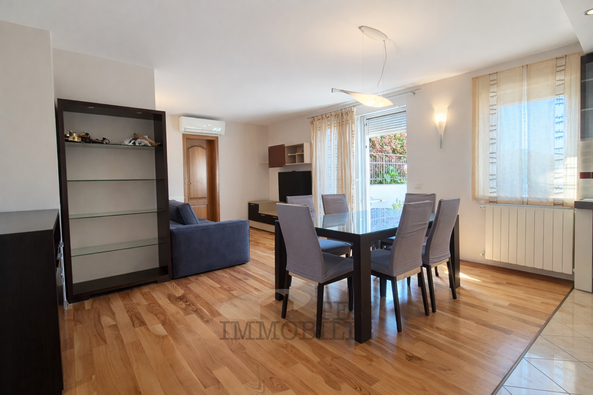 Čudovito stanovanje v Poreču, le 800m od morja, 77,49m2