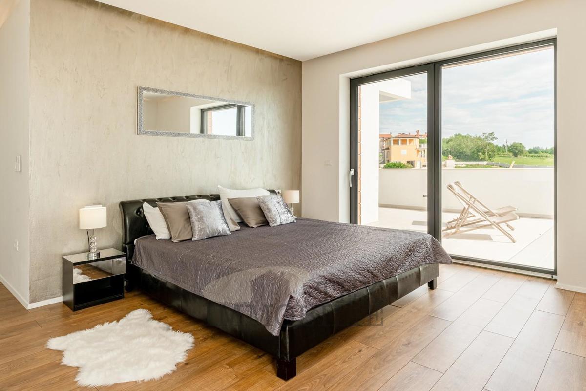Hiša Poreč, 370m2