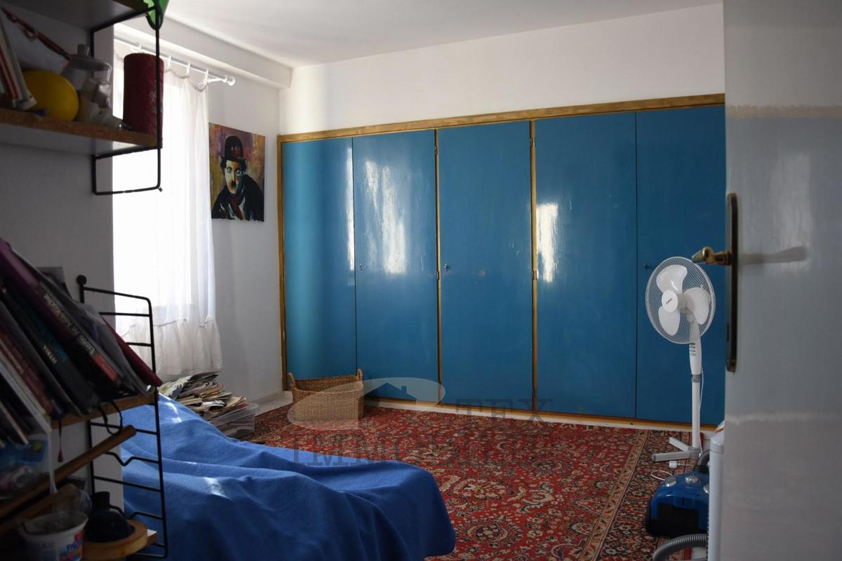 Dvosobno stanovanje v mirnem naselju, v bližini Poreča