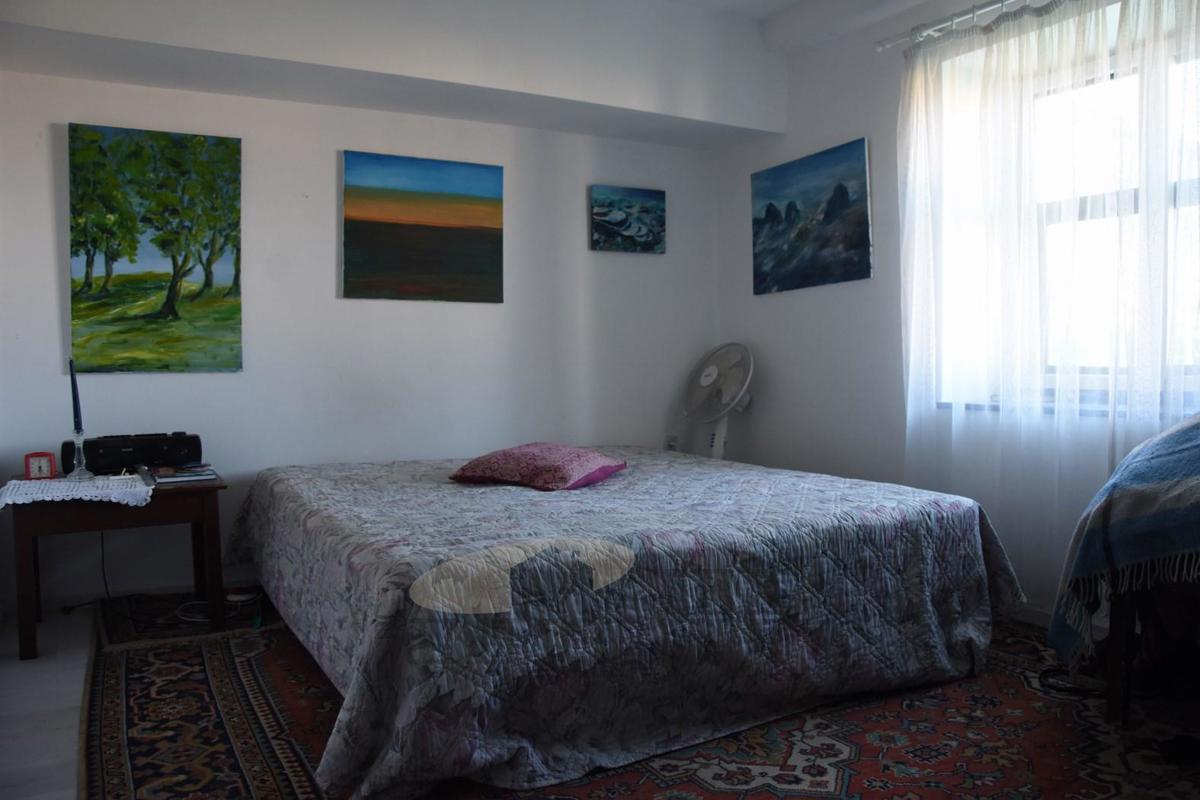 Dvosobno stanovanje v mirnem naselju, v bližini Poreča