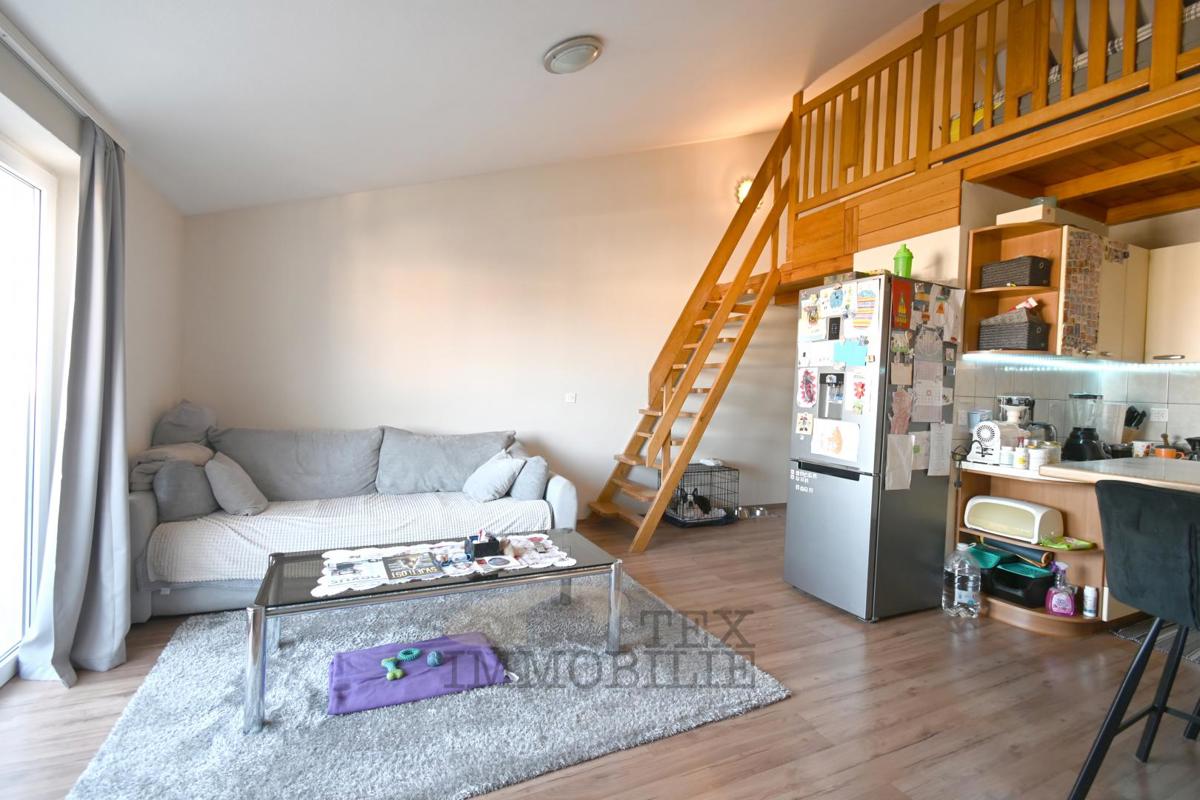 Prostorno Trisobno Stanovanje s Panoramskim Pogledom na Morje – Poreč, 115 m²