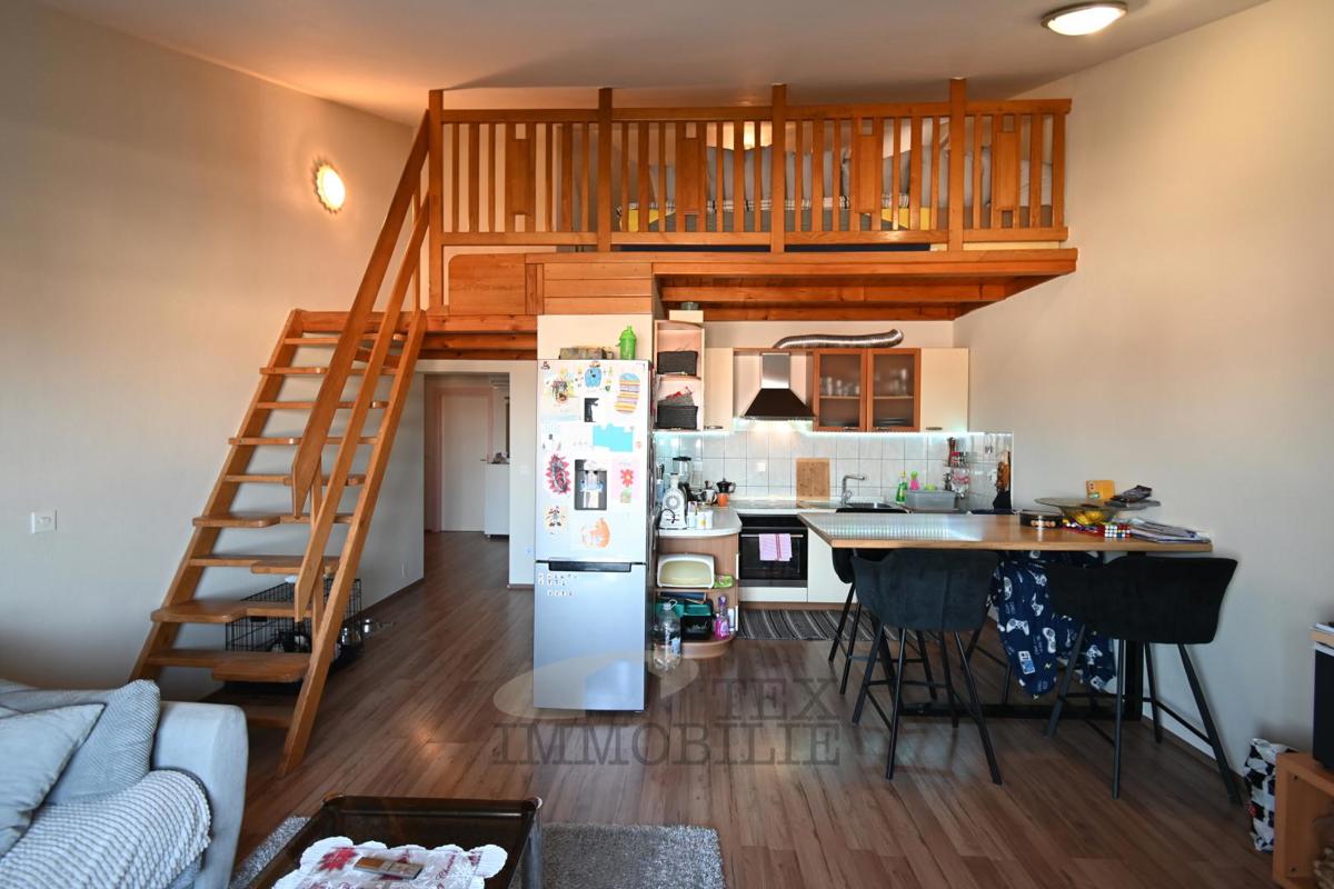 Prostorno Trisobno Stanovanje s Panoramskim Pogledom na Morje – Poreč, 115 m²