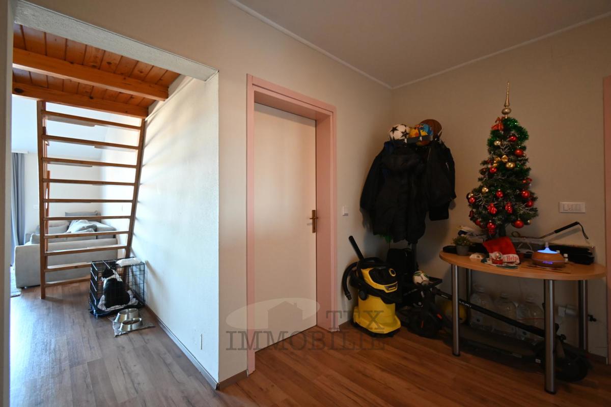 Prostorno Trisobno Stanovanje s Panoramskim Pogledom na Morje – Poreč, 115 m²