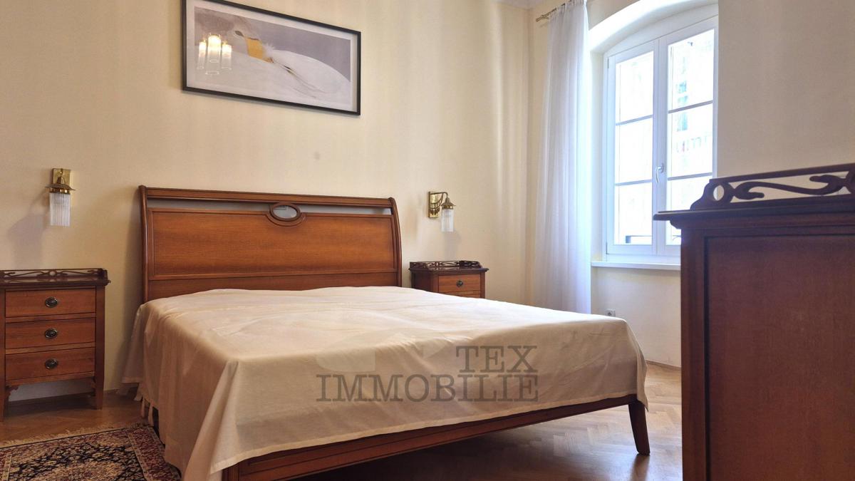 Poreč – Dve elegantni stanovanji v središču starega mestnega jedra