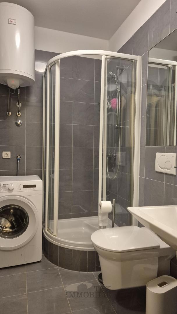 Poreč – Dve elegantni stanovanji v središču starega mestnega jedra