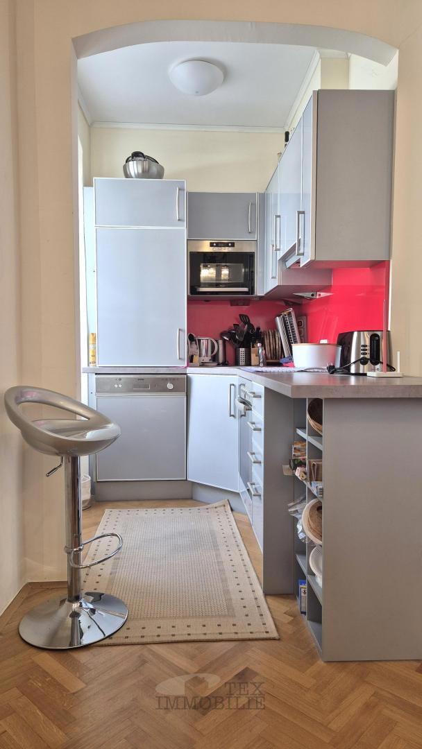 Poreč – Dve elegantni stanovanji v središču starega mestnega jedra