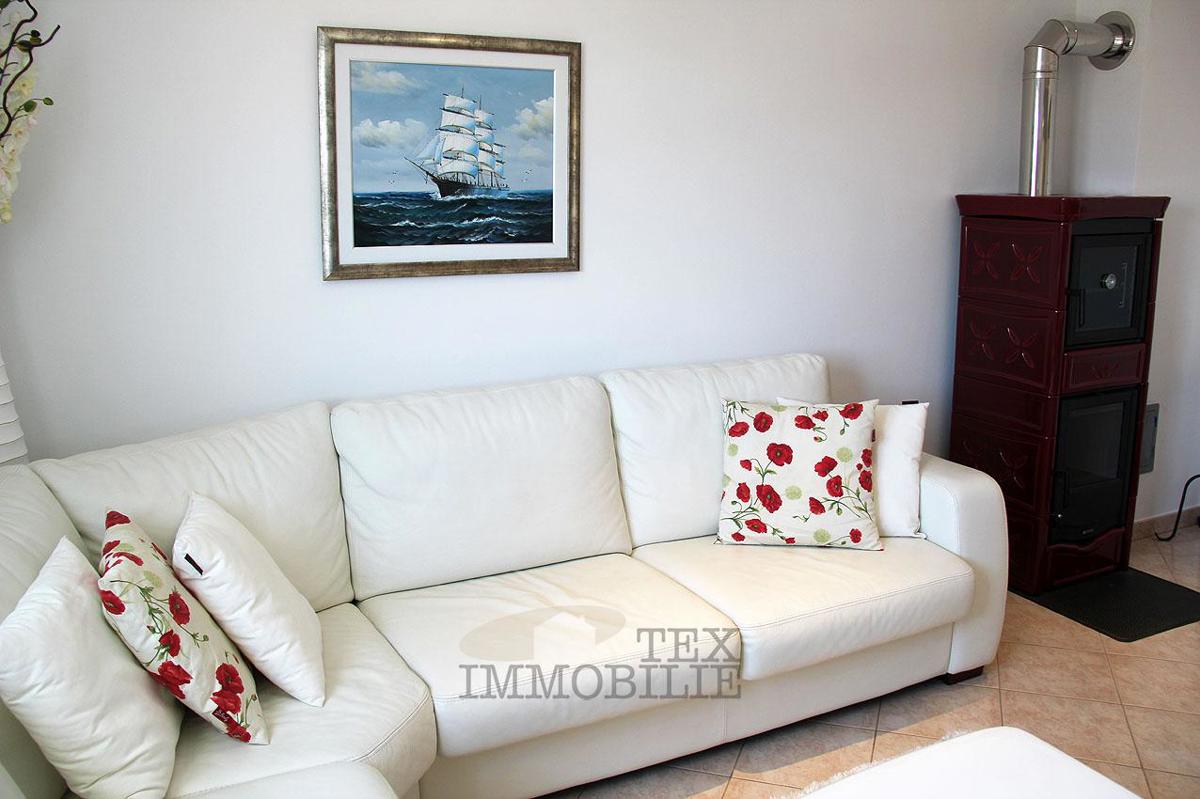 Hiša s tremi apartmaji v bližini Poreča, 193m2