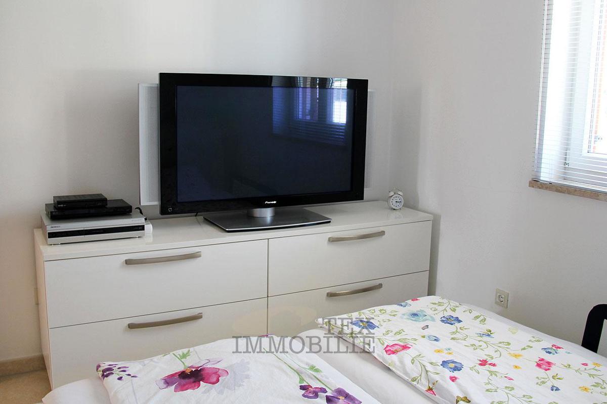 Hiša s tremi apartmaji v bližini Poreča, 193m2