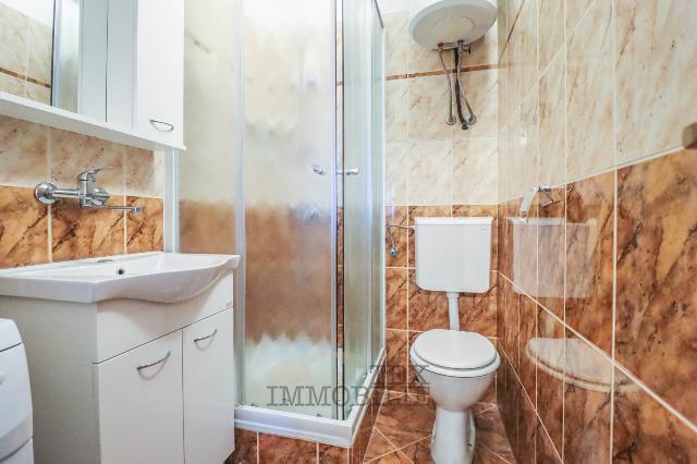 Hiša s 5 apartmaji v bližini Poreča