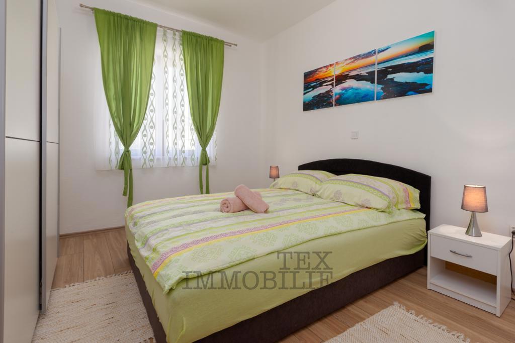 Hiša s 5 apartmaji v bližini Poreča