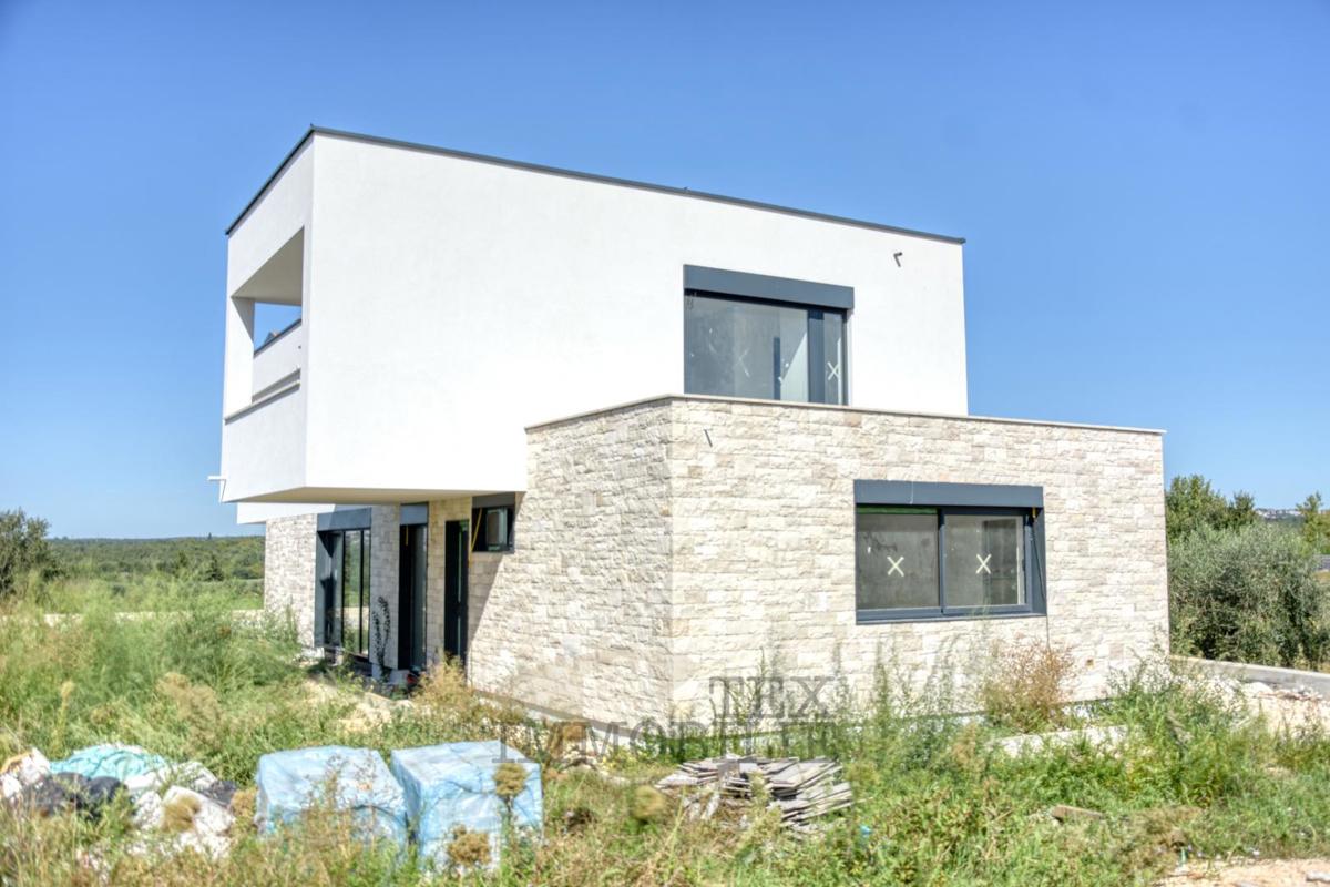 Okolica Poreča, naprodaj je čudovita vila s pogledom na morje