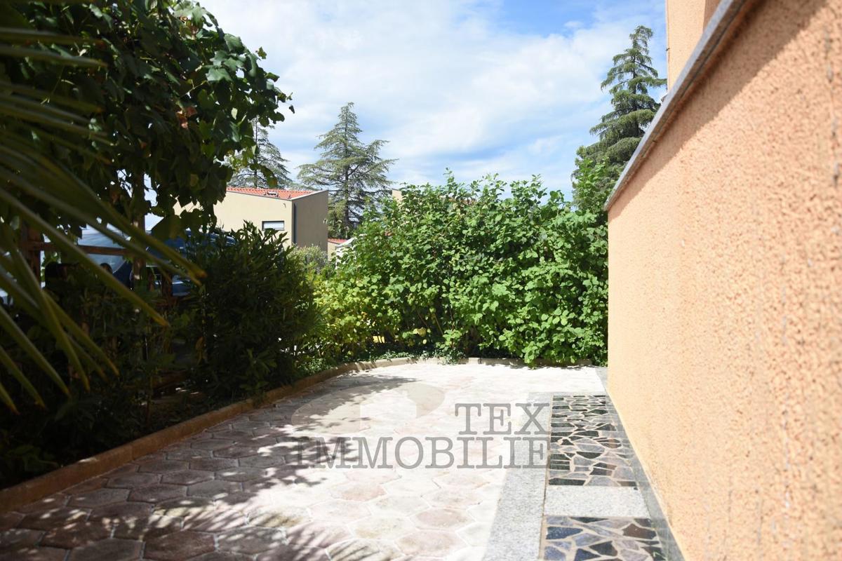 Poreč, dva apartmaja le 250 metrov od morja
