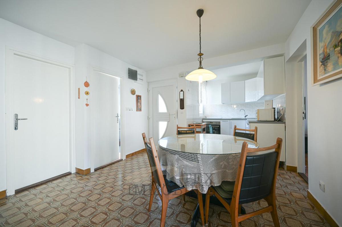 Dvojček s 4 spalnicami – Crveni Vrh, Umag