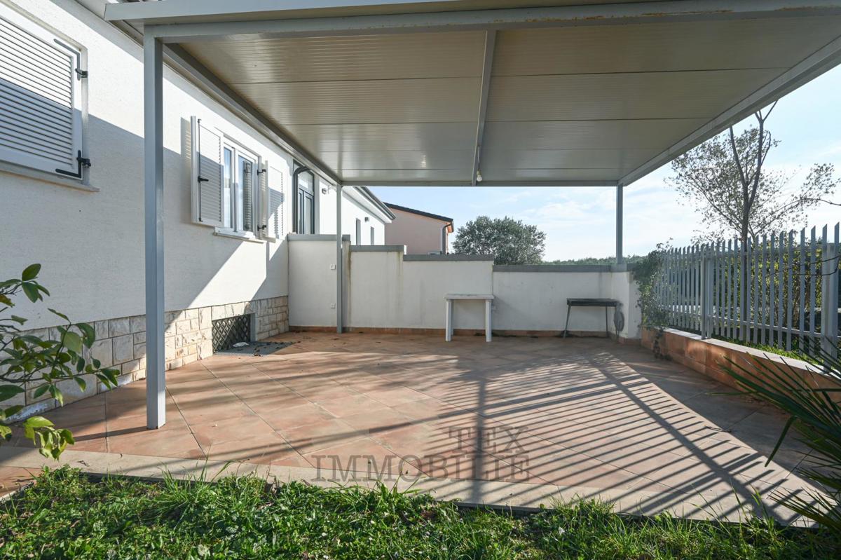 Dvojček s 4 spalnicami – Crveni Vrh, Umag