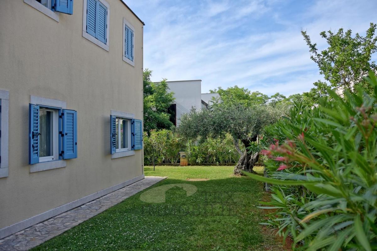 Hiša Umag, 220m2