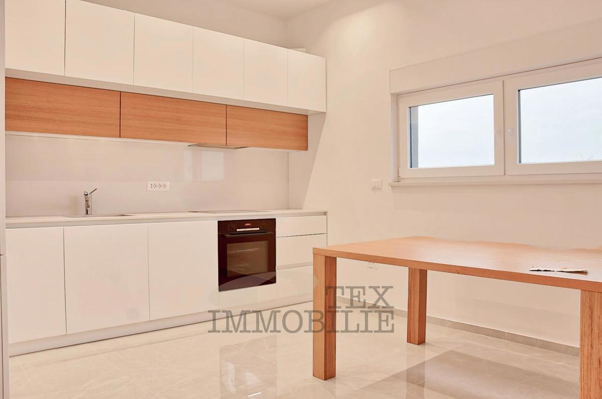 Poreč, novi apartmaji le 1500m od morja