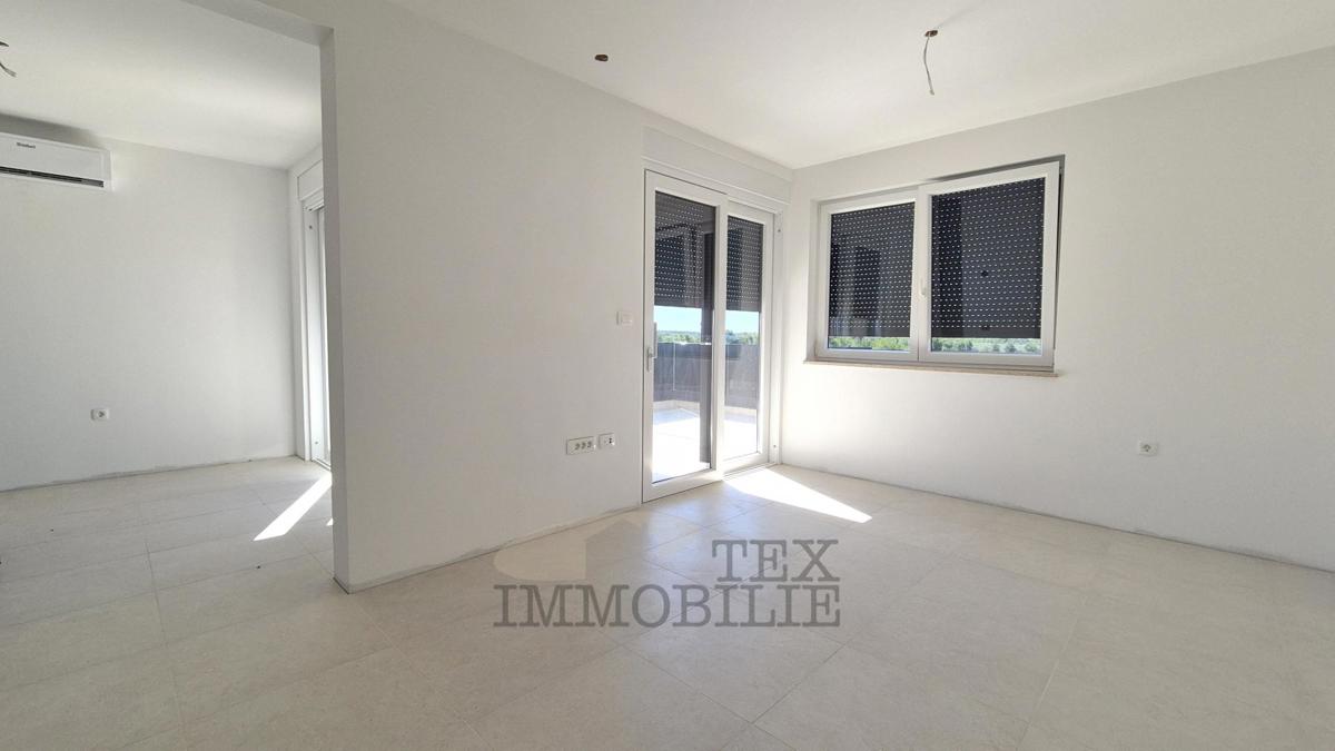 Penthouse na odlični lokaciji v bližini morja V2C3