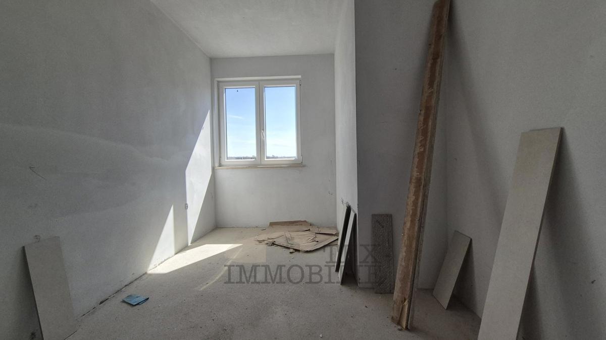 Penthouse na odlični lokaciji v bližini morja V2C3