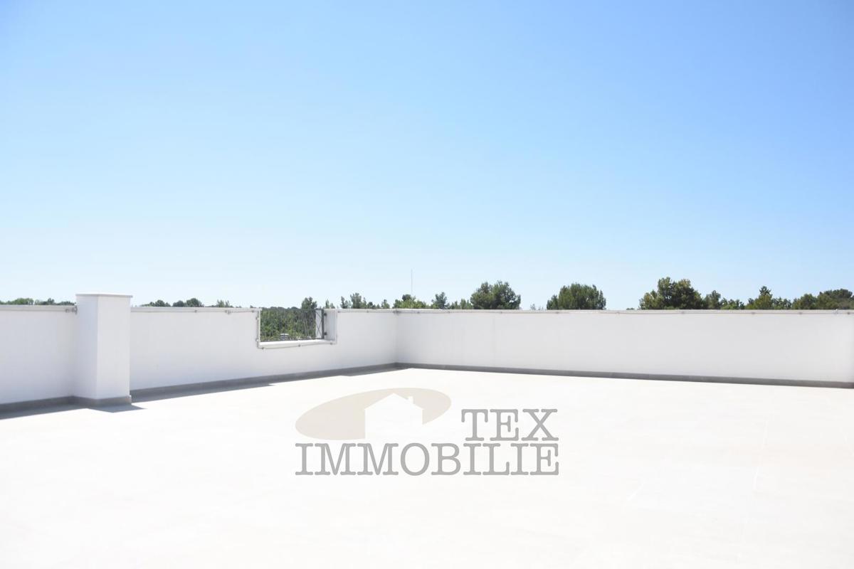 Apartma v prvem nadstropju blizu morja, 94 m2