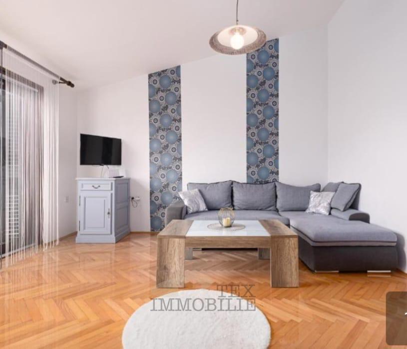 Poreč, stanovanje 800m od prvih plaž, 76 m2