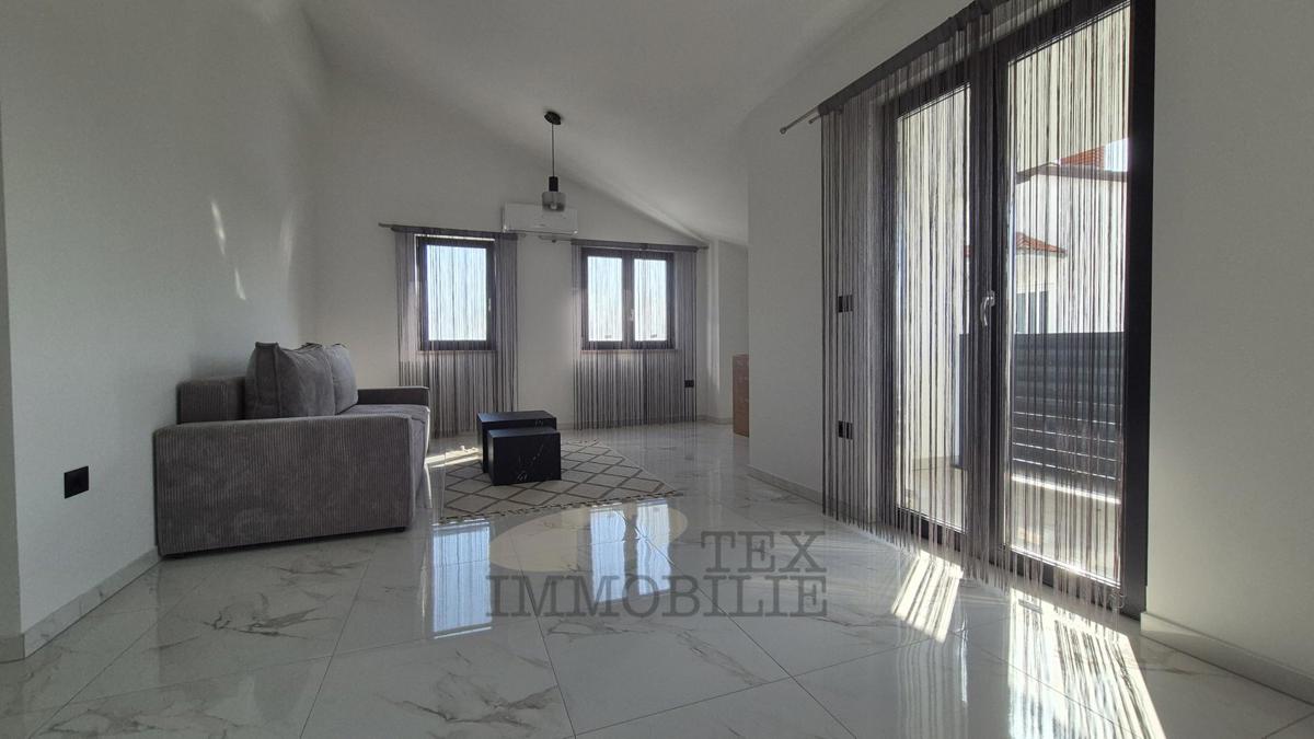 Hiša z dvema apartmajema le 4 km od Poreča