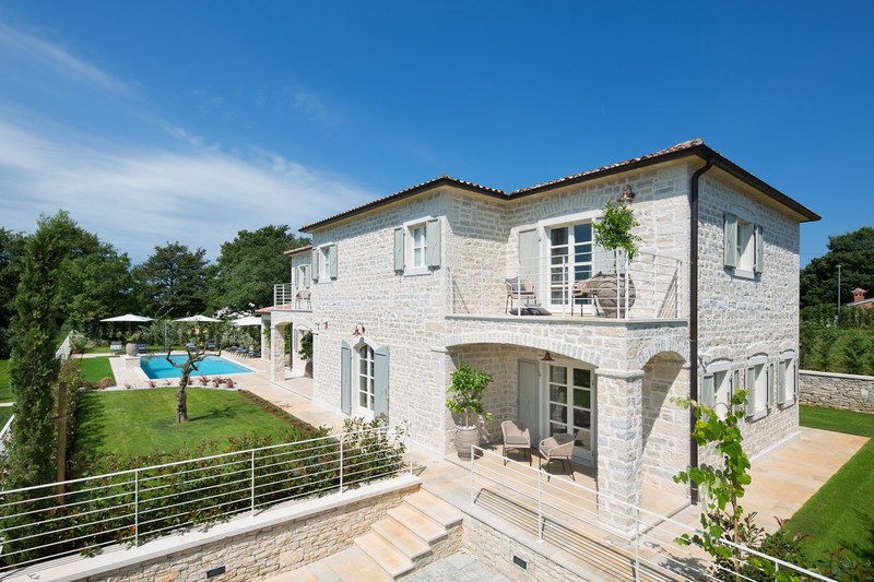 Luksuzna kamnita vila v osrčju Istre - Villa Elena 